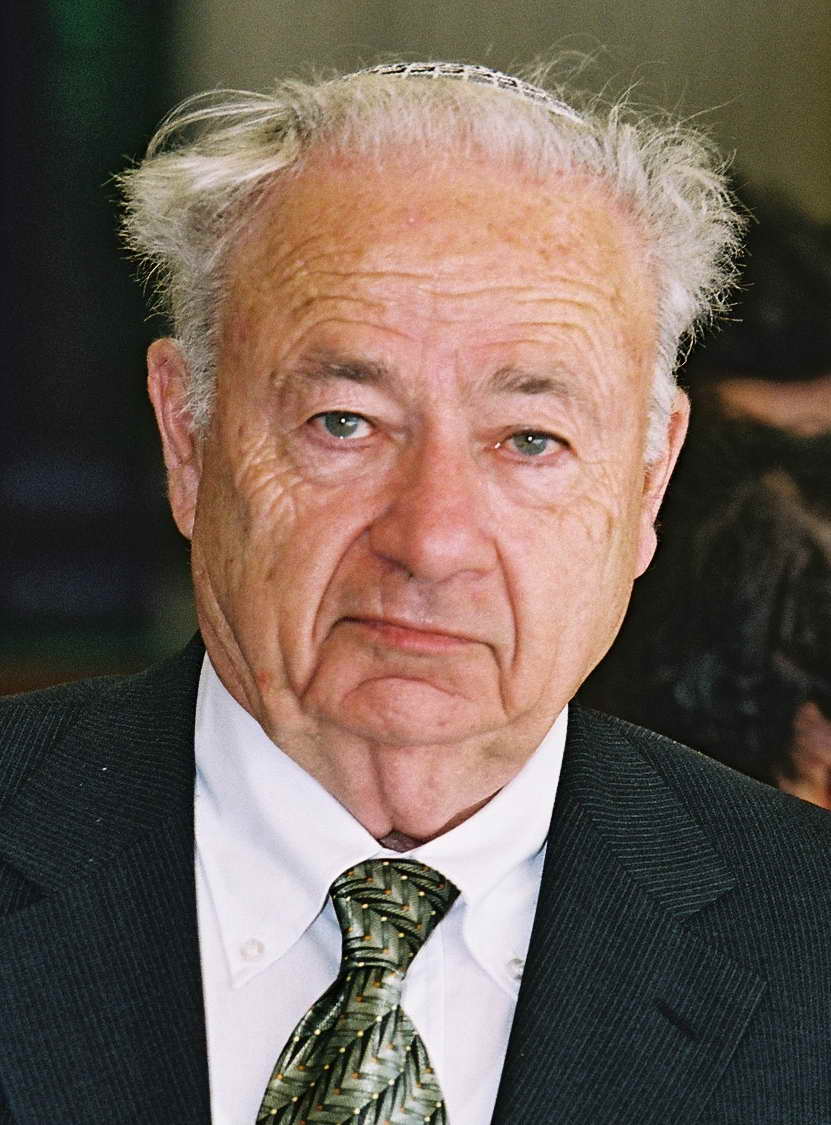 יצחק גנוז
