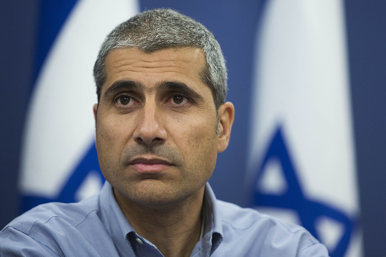 אמיר לוי