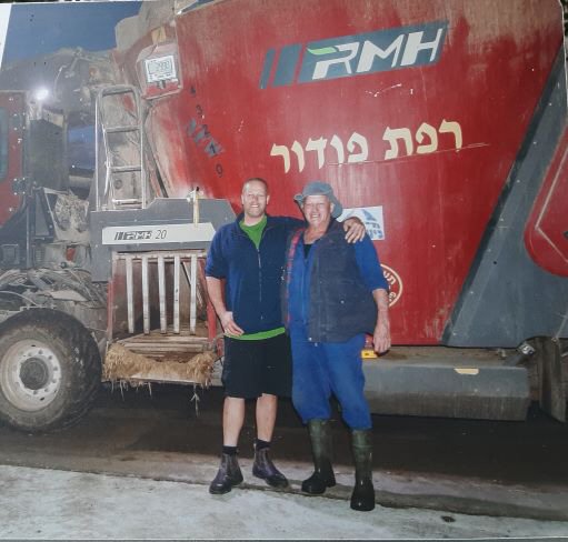 מני פודור ובנו- ממשיכו אורן